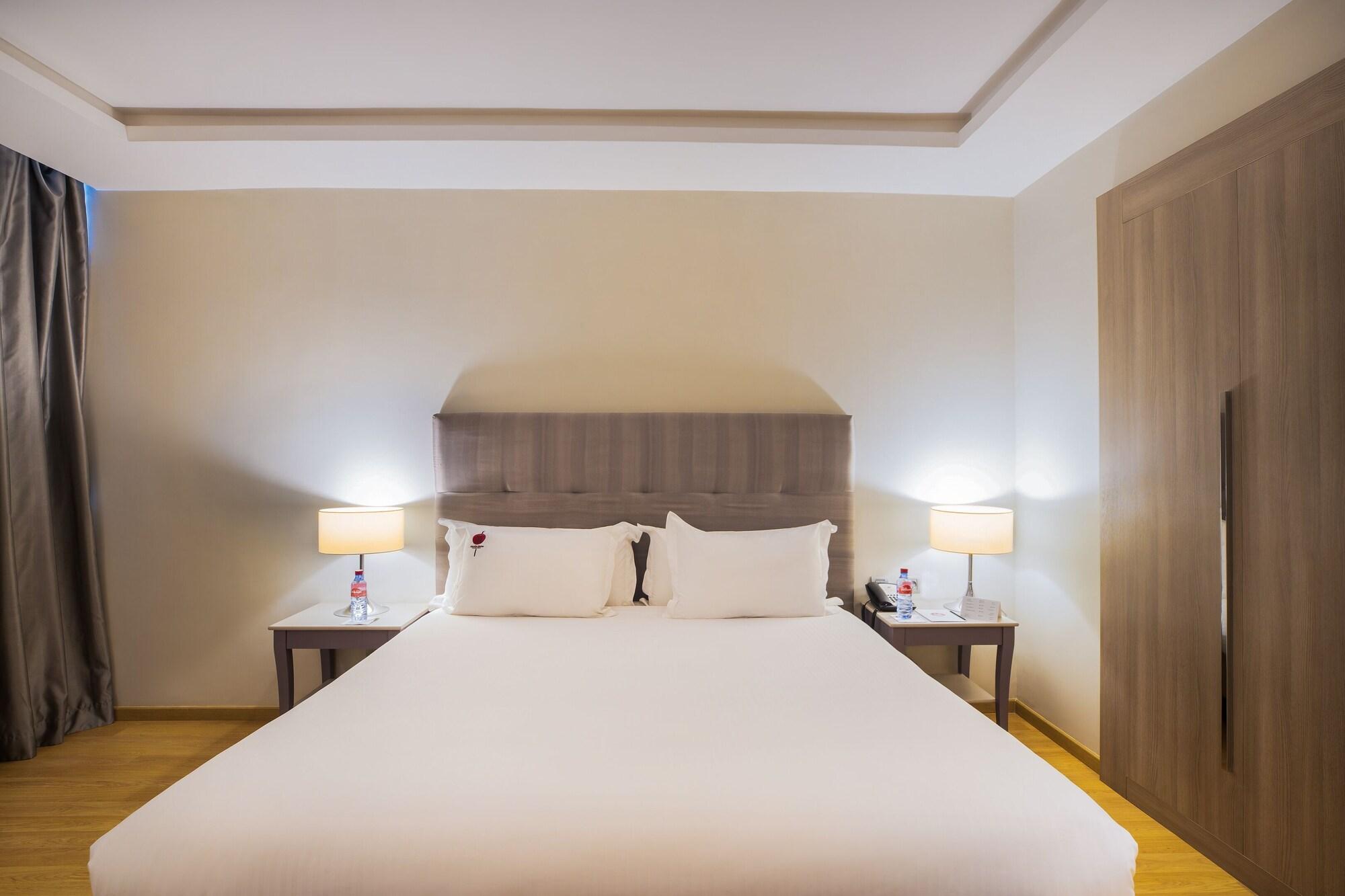 โมกาดอร์ มารีนา Hotel คาซาบลังกา ภายนอก รูปภาพ